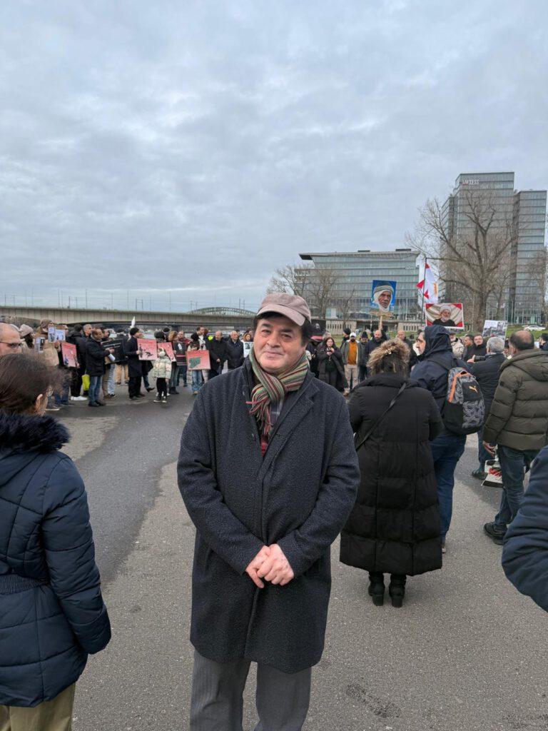 Proteste gegen al-Dschulani in Köln