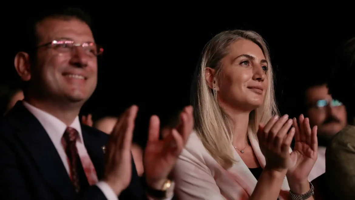 Ekrem İmamoğlu ve Dilek Kaya İmamoğlu