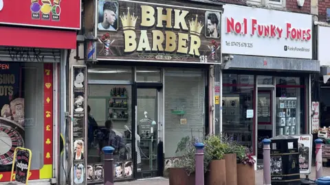 Der Angriff ereignete sich vor dem BHK Barber in Bedminster